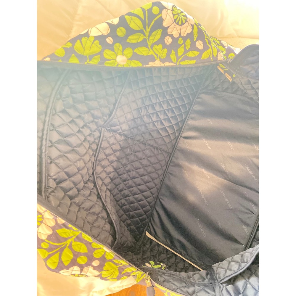Vera Bradley Quilted Cotton Floral "Lucky You" Green Navy White Travel Weekender - Picture 8 of 8